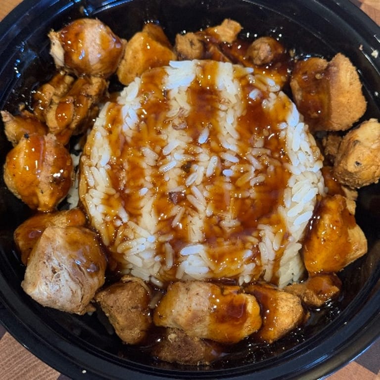 Delicious Chicken Bowl Options