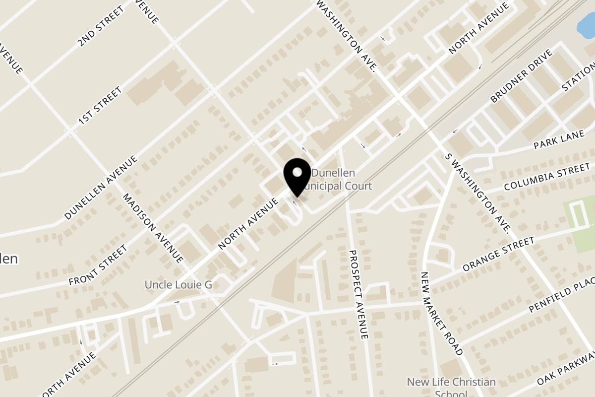 Map showing the location of Roscoes Eatery on 399 North Ave in Dunellen